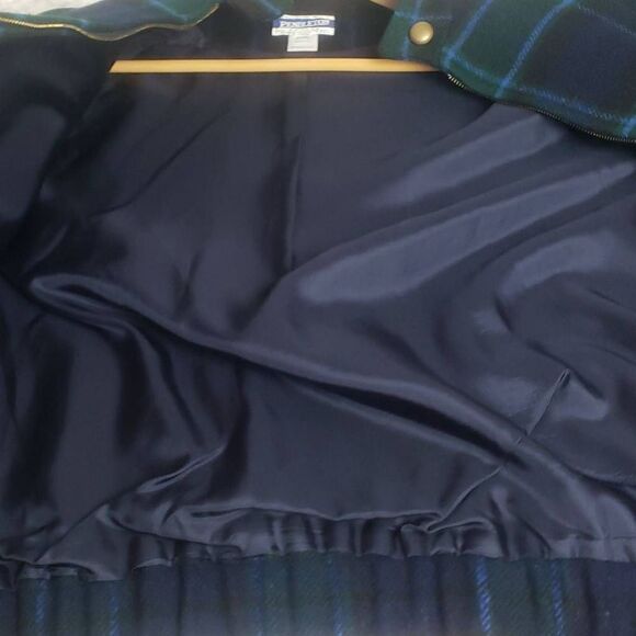 Vintage Women Pendleton 100% Wool Green and Blue Plaid Jacket - Picture 10 of 12